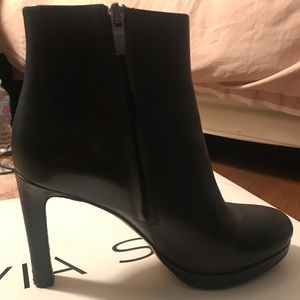 Via Spiga high heel leather booties with platform